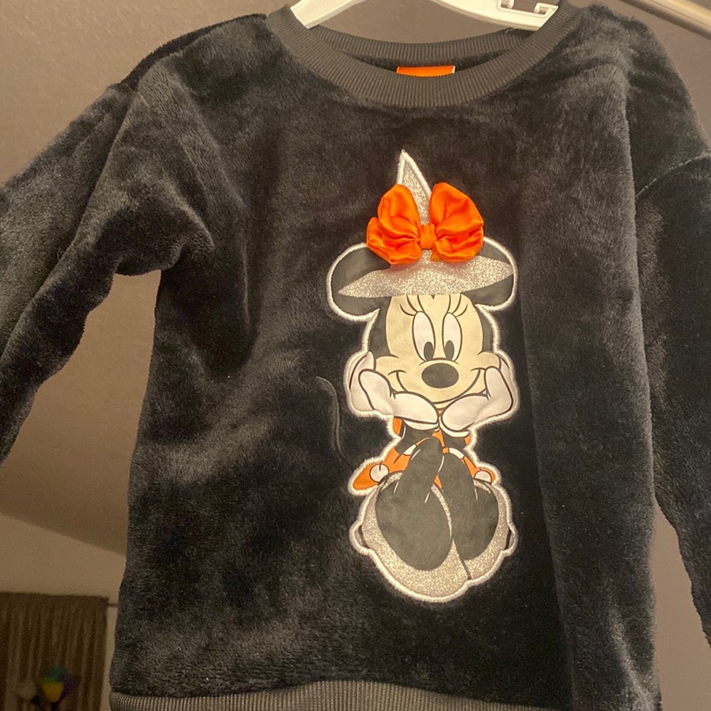 Minnie Mouse Halloween sweater